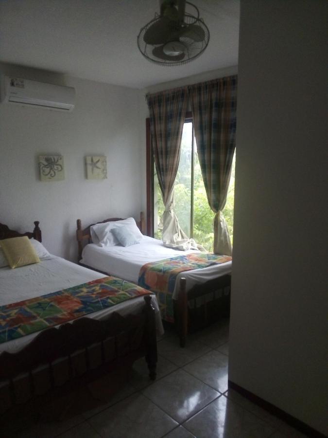 Hotel Lulu Beach Corn Island Exteriér fotografie